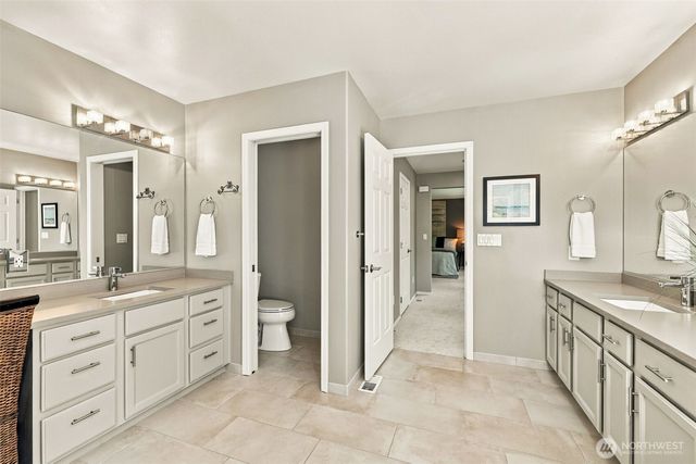 4407 Country Club Drive NE, Tacoma, WA 98422