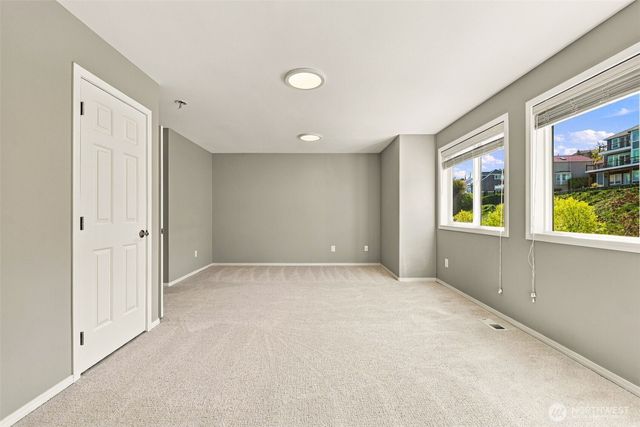 4407 Country Club Drive NE, Tacoma, WA 98422