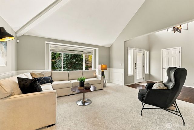 4407 Country Club Drive NE, Tacoma, WA 98422