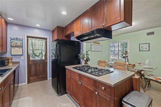 11524 1st, Whittier, CA 90604