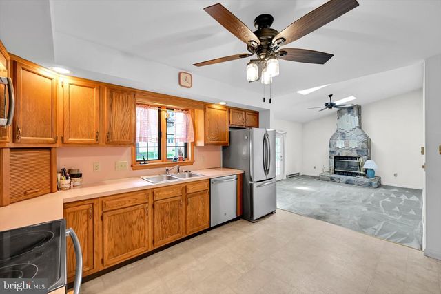 107 JUDY DR, Blandon, PA 19510