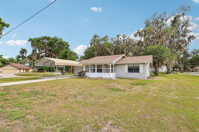 931 CR 457A, Lake Panasoffkee, FL 33538