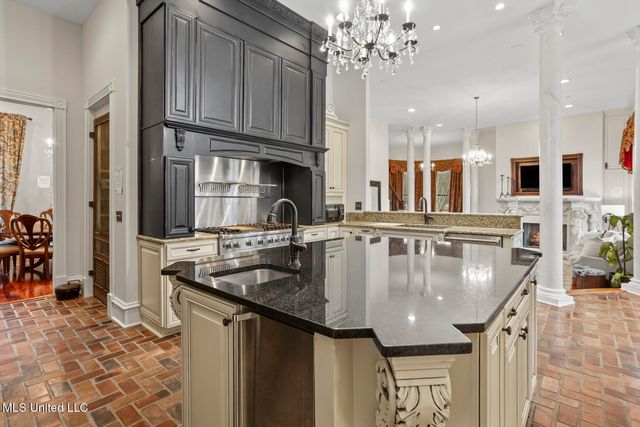 122 Old Orchard Road, Madison, MS 39110