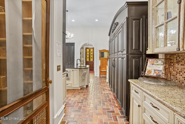 122 Old Orchard Road, Madison, MS 39110