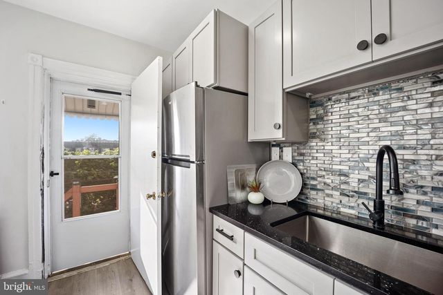 22 E PASTORIUS ST, Philadelphia, PA 19144