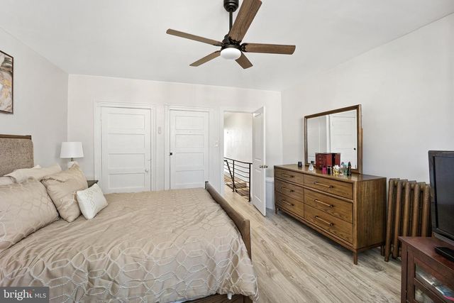 22 E PASTORIUS ST, Philadelphia, PA 19144