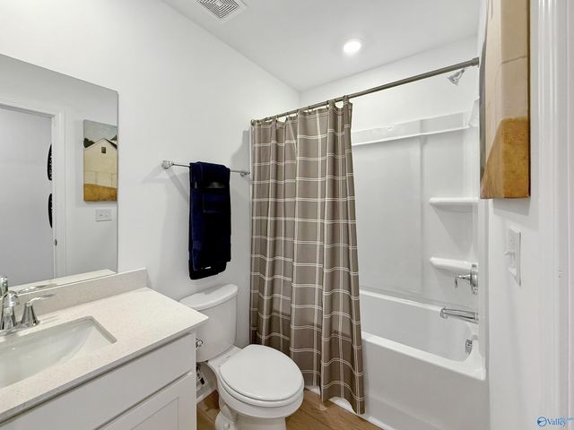 16830 Orleans Drive, Athens, AL 35611