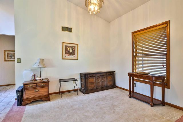 7204 Wesselman Road, Cleves, OH 45002