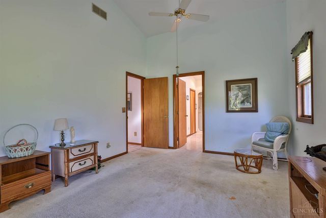 7204 Wesselman Road, Cleves, OH 45002