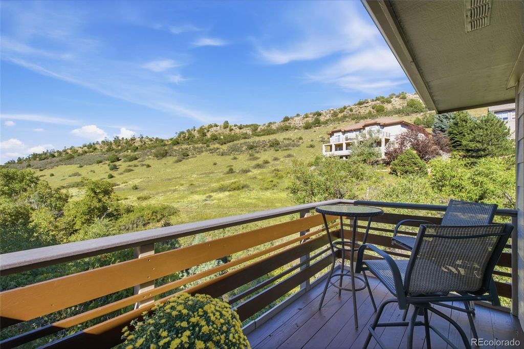 Image 33 of property listing at 7084 Fox Paw Trail, Littleton, CO 80125
