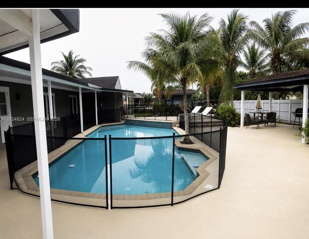 15530 SW 155th Ave, Miami, FL 33187