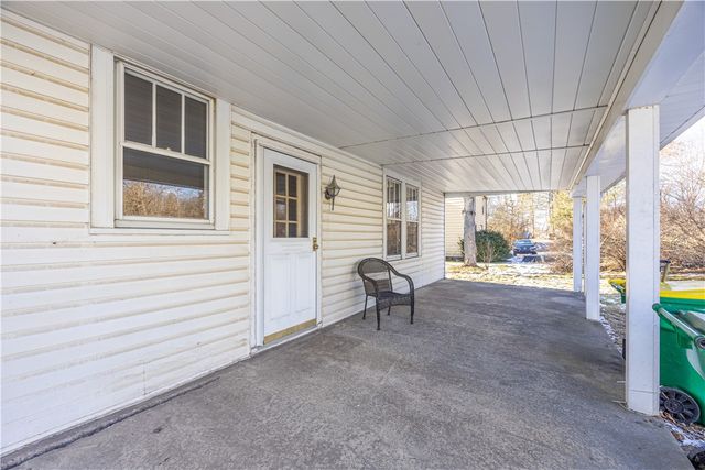 422 New Castle Rd, Twp Of But Nw, PA 16001