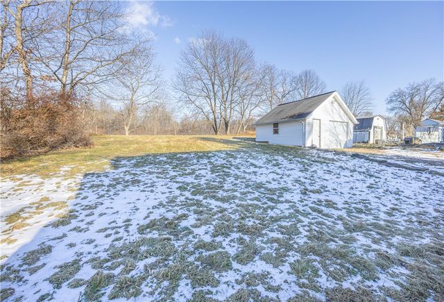 422 New Castle Rd, Twp Of But Nw, PA 16001