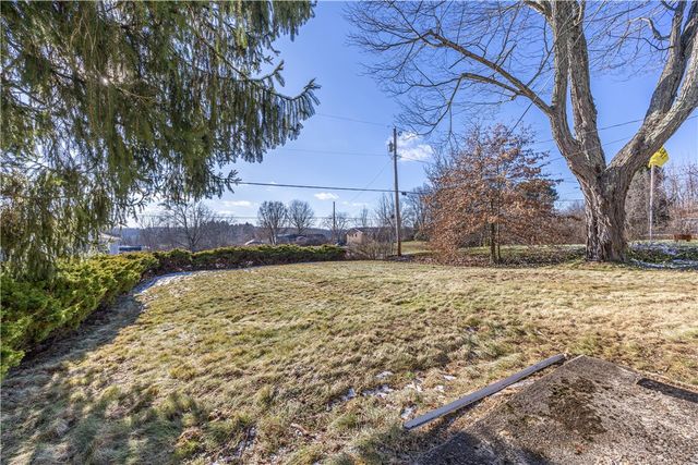 422 New Castle Rd, Twp Of But Nw, PA 16001