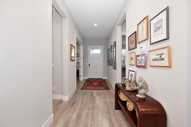 1350 Laurel Dr, Manteca, CA 95336