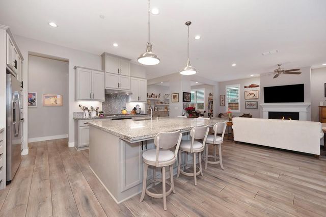 1350 Laurel Dr, Manteca, CA 95336