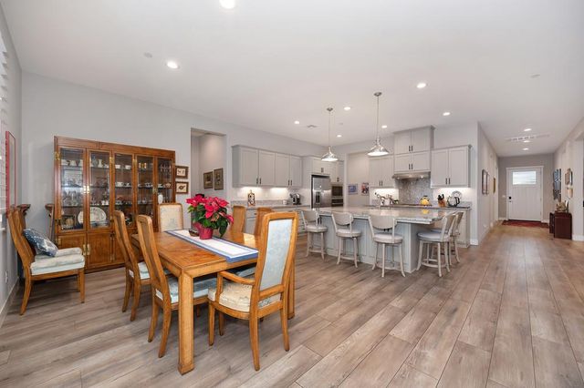 1350 Laurel Dr, Manteca, CA 95336