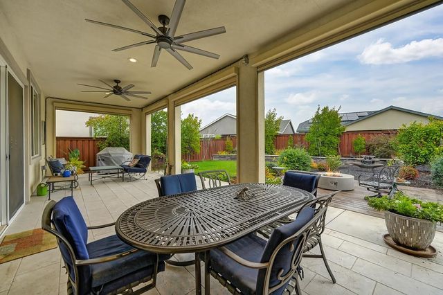 1350 Laurel Dr, Manteca, CA 95336