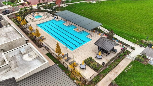 1350 Laurel Dr, Manteca, CA 95336