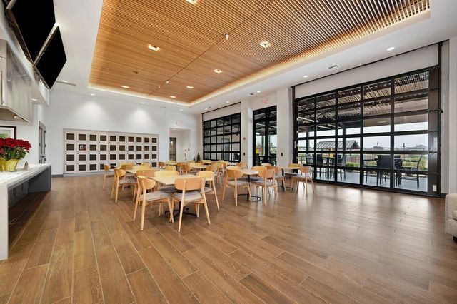 1350 Laurel Dr, Manteca, CA 95336