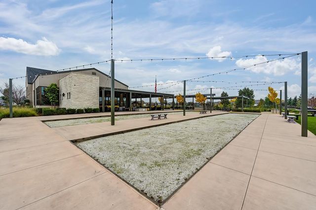 1350 Laurel Dr, Manteca, CA 95336