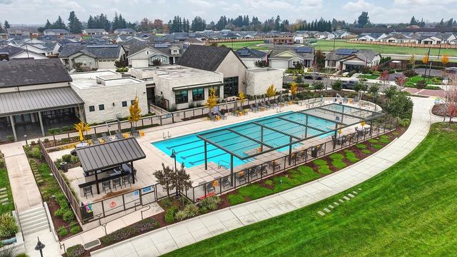 1350 Laurel Dr, Manteca, CA 95336