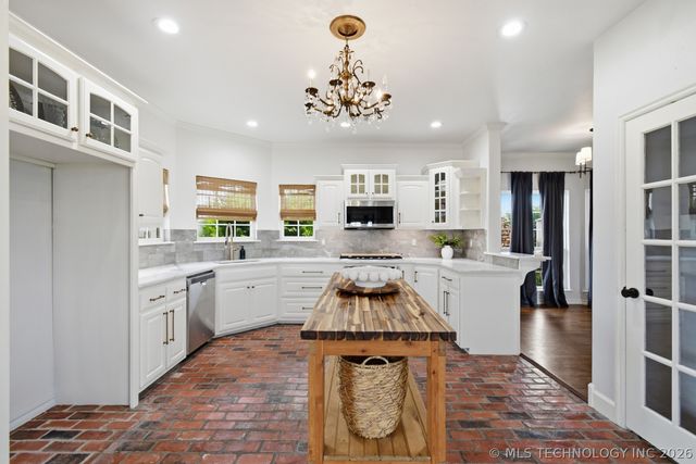7855 E 116th Street N, Collinsville, OK 74021