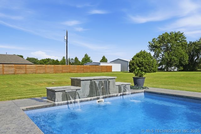 7855 E 116th Street N, Collinsville, OK 74021