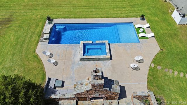 7855 E 116th Street N, Collinsville, OK 74021