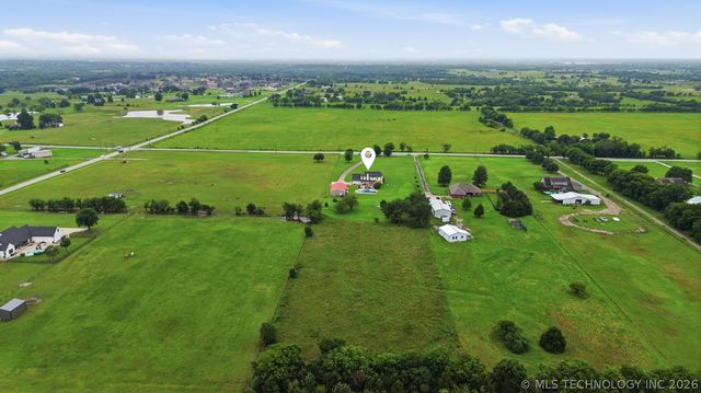 7855 E 116th Street N, Collinsville, OK 74021