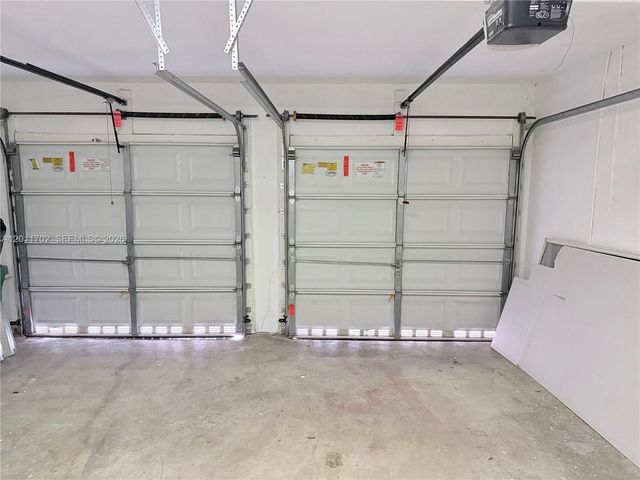 8720 NW 111th Ct, Doral, FL 33178