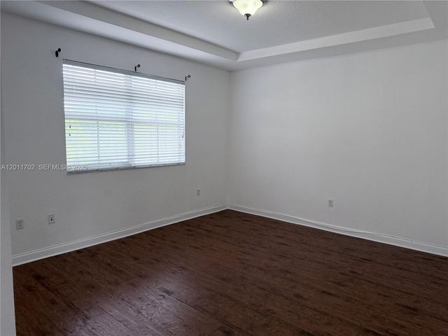 8720 NW 111th Ct, Doral, FL 33178