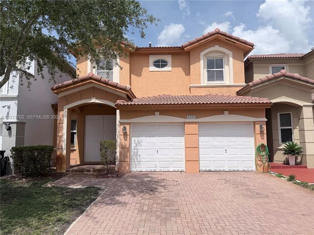 8720 NW 111th Ct, Doral, FL 33178