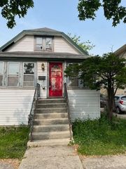 2130 N 74th Court, Elmwood Park, IL 60707