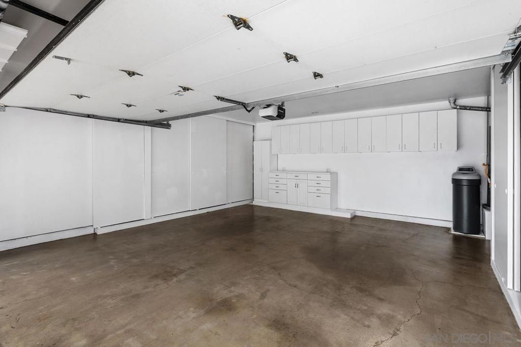 Image 35 of property listing at 2509 Caminito Muirfield, La Jolla, CA 92037