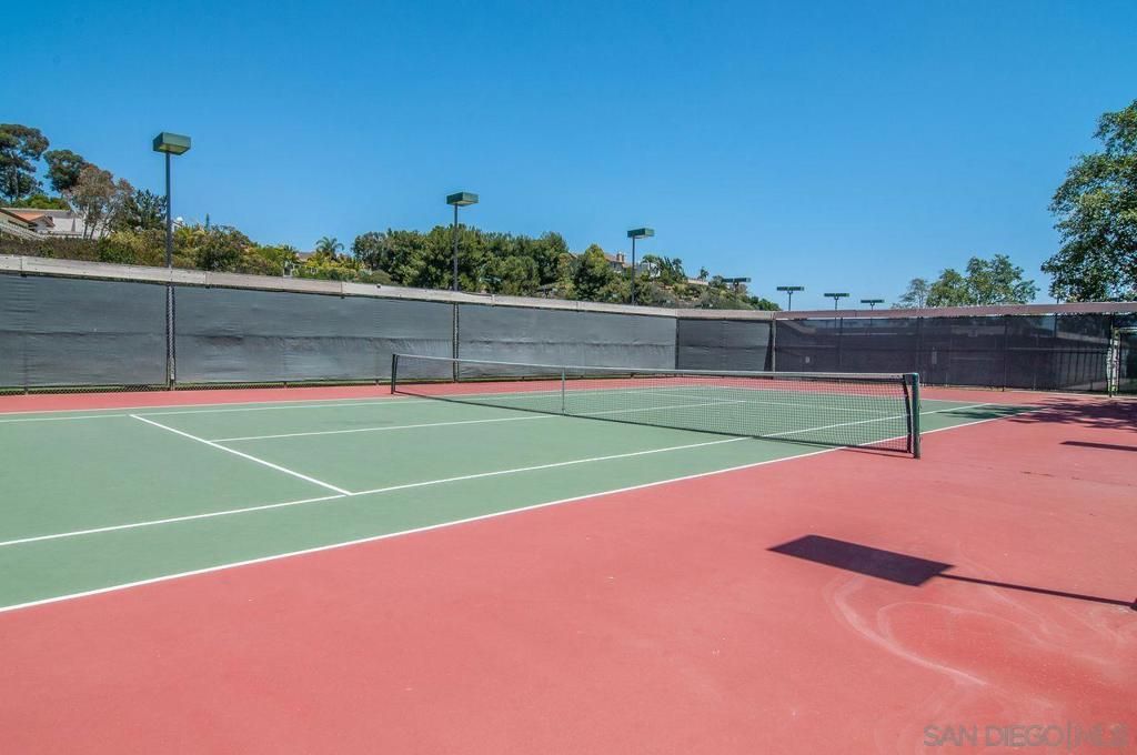 Image 37 of property listing at 2509 Caminito Muirfield, La Jolla, CA 92037