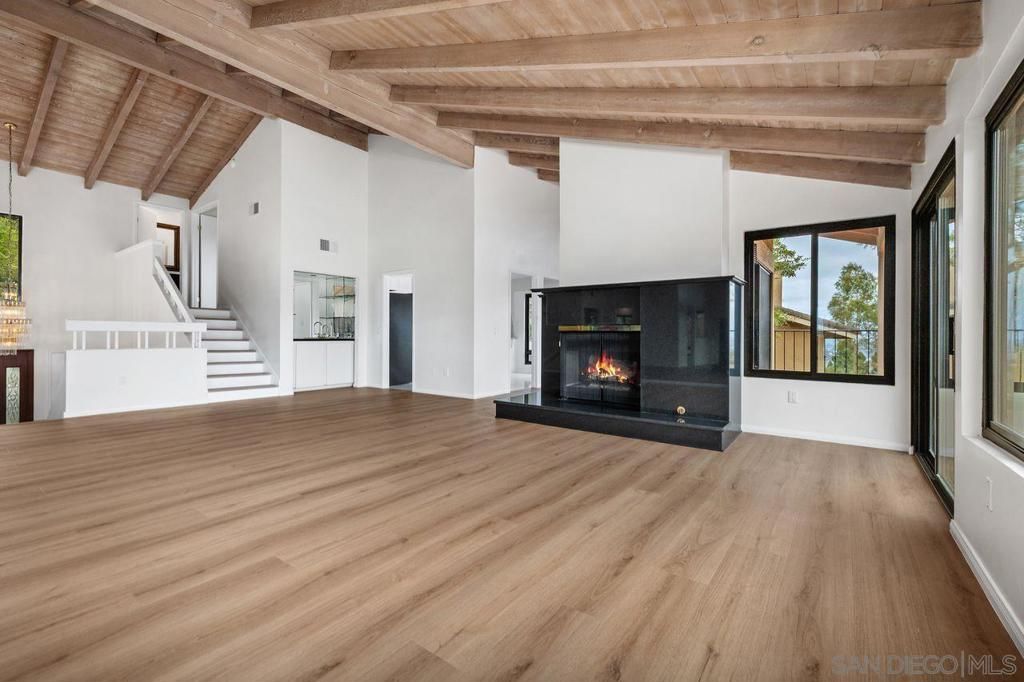 Image 49 of property listing at 2509 Caminito Muirfield, La Jolla, CA 92037