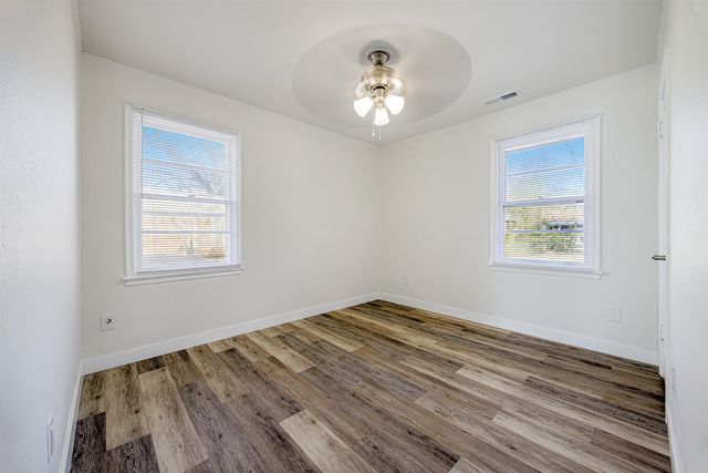 4454 DUNN RD, Memphis, TN 38117