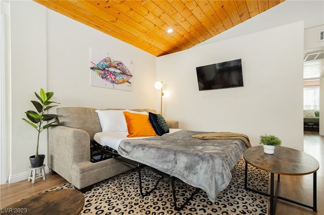 2205 Santa Paula Drive, Las Vegas, NV 89104
