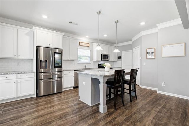 201 Cades Court, Mcdonough, GA 30252