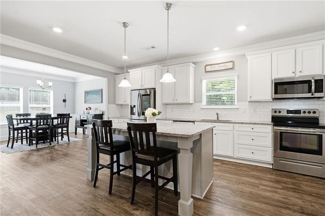 201 Cades Court, Mcdonough, GA 30252