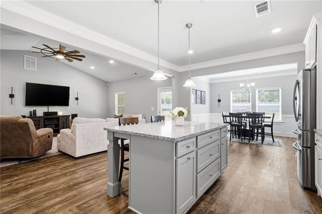 201 Cades Court, Mcdonough, GA 30252