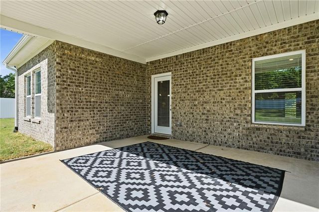 201 Cades Court, Mcdonough, GA 30252