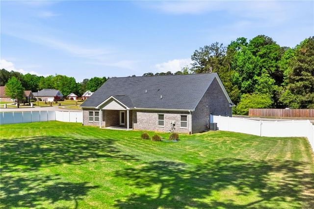 201 Cades Court, Mcdonough, GA 30252