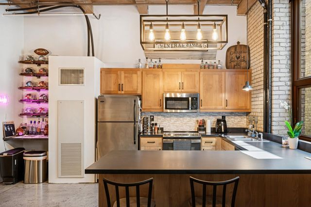 127 5th Street NE 106, Minneapolis, MN 55413