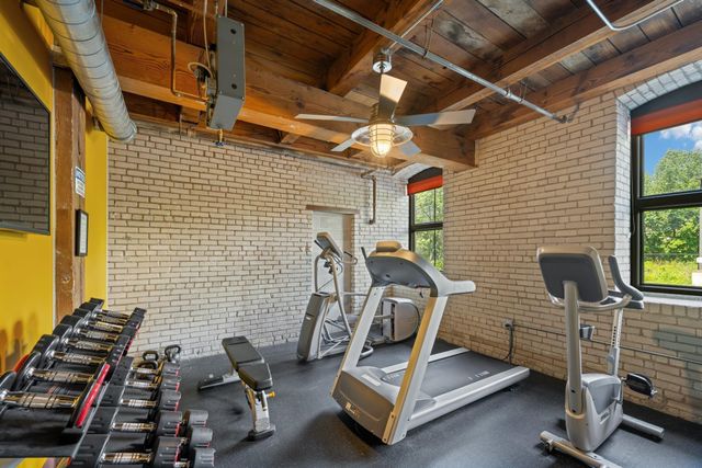 127 5th Street NE 106, Minneapolis, MN 55413