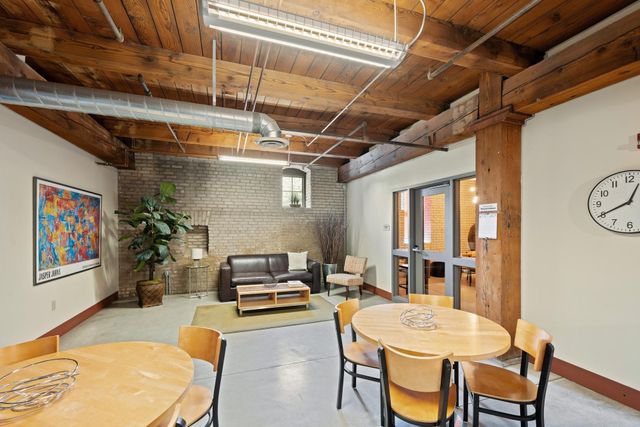 127 5th Street NE 106, Minneapolis, MN 55413