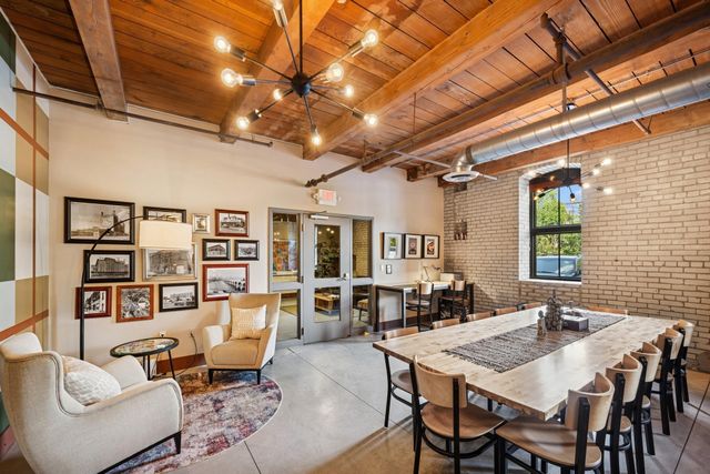 127 5th Street NE 106, Minneapolis, MN 55413