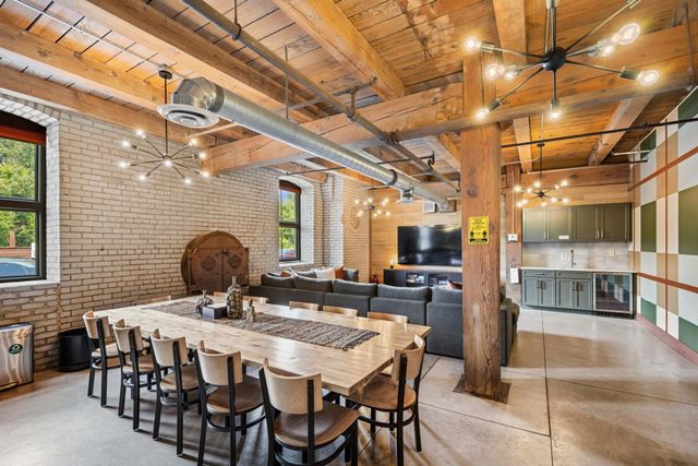 127 5th Street NE 106, Minneapolis, MN 55413