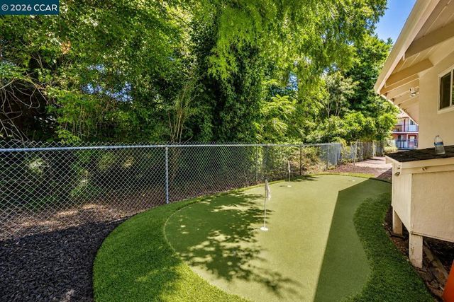 615 Flora St, Martinez, CA 94553